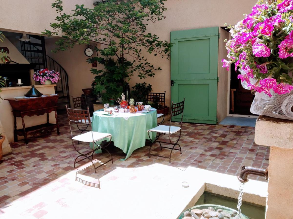 Le Terebinthe B&B Lauris Zewnętrze zdjęcie